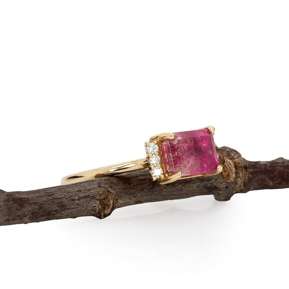 1.68cts Bi-Color Tourmaline Ring in Solid 14K Gold with Natural Diamond Accents - Picture 6 of 11